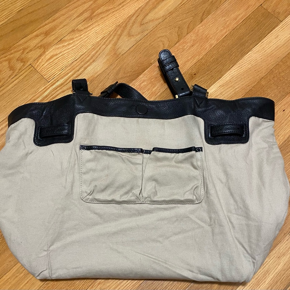 Tory Burch Amanda Tote and Wallet - Picture 4 of 8